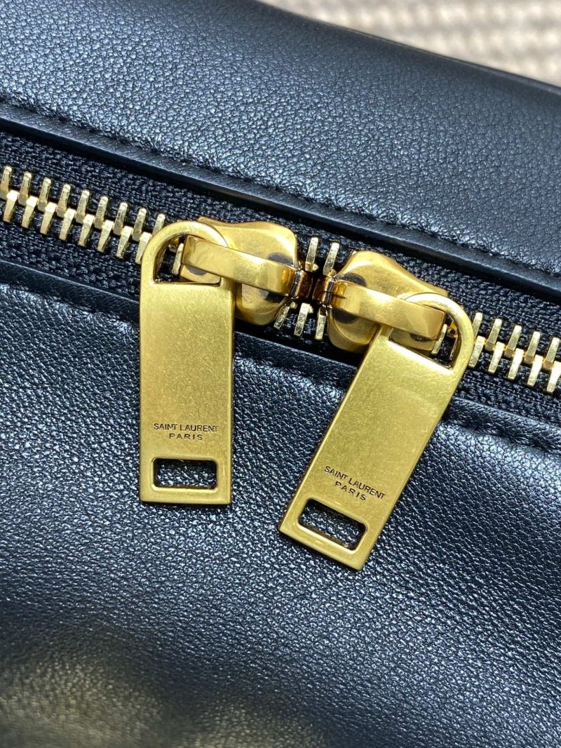 Y51 camera bags